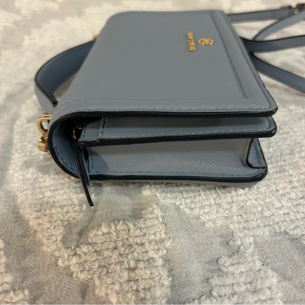 Michael Kors Pale Blue Jet Set Charm Small Top Handle Smartphone Crossbody Purse - Picture 5 of 15